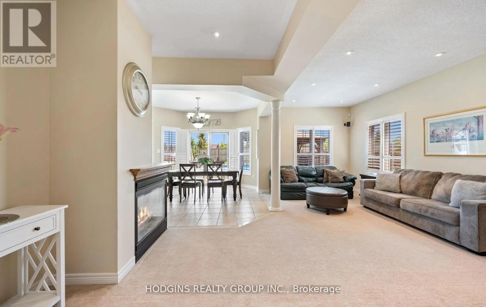 1376 AVON DRIVE