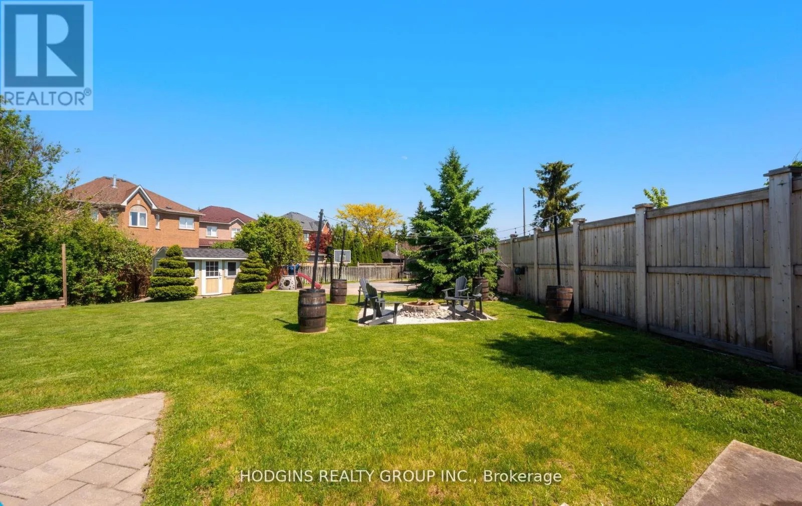 1376 AVON DRIVE