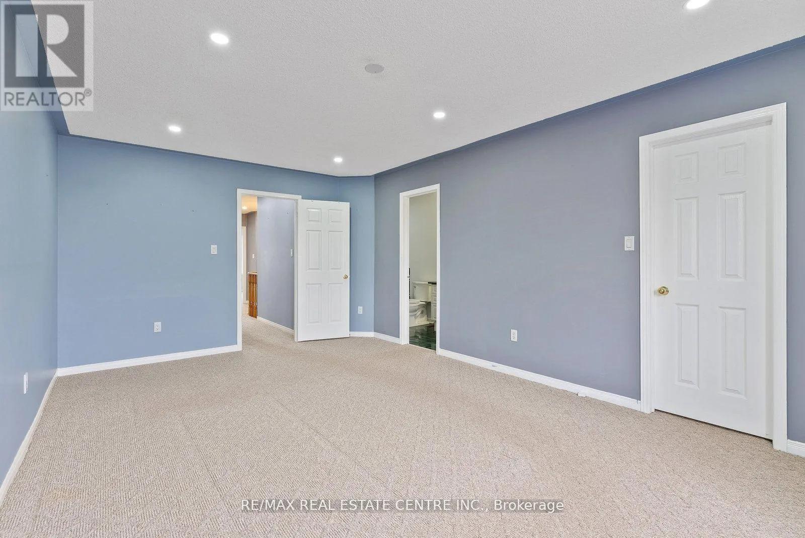 UPPER - 5382 LONGHOUSE CRESCENT