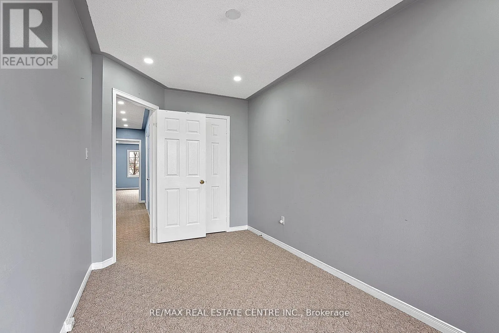 UPPER - 5382 LONGHOUSE CRESCENT