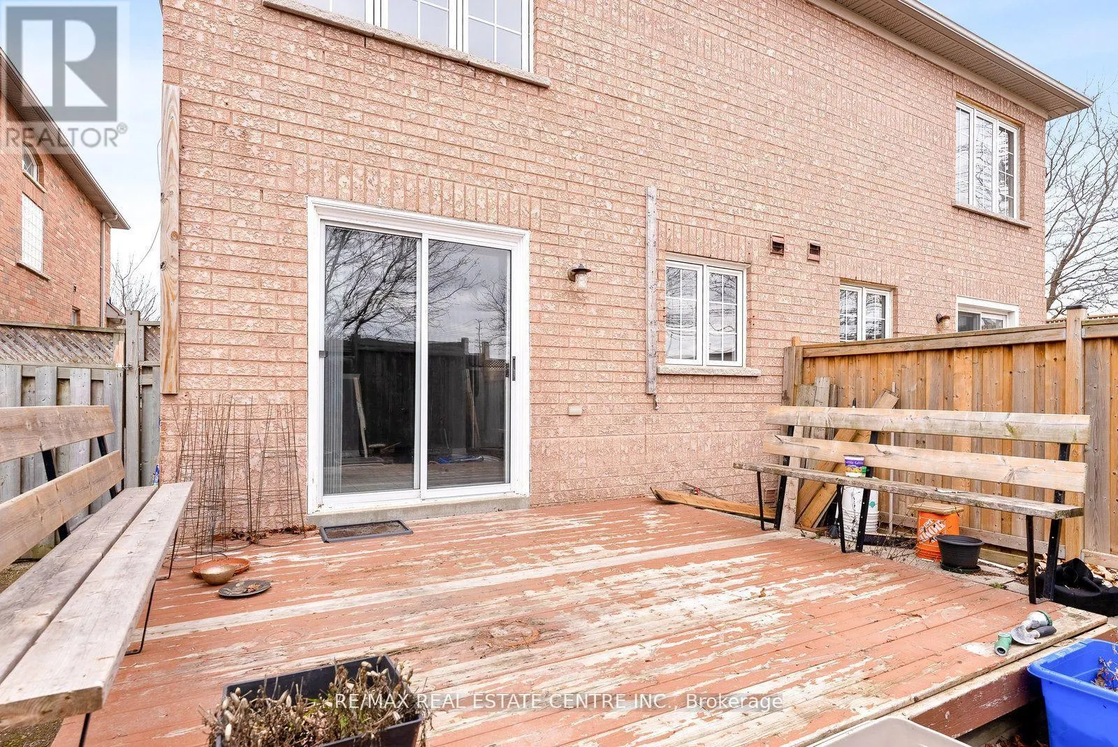 UPPER - 5382 LONGHOUSE CRESCENT