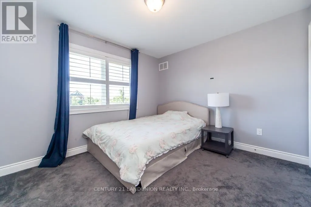 70 PRAIRIE CREEK CRESCENT