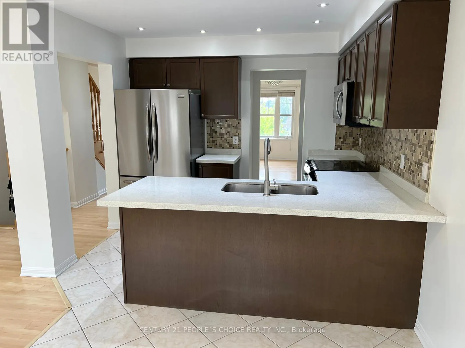 15 LANTERNLIGHT LANE