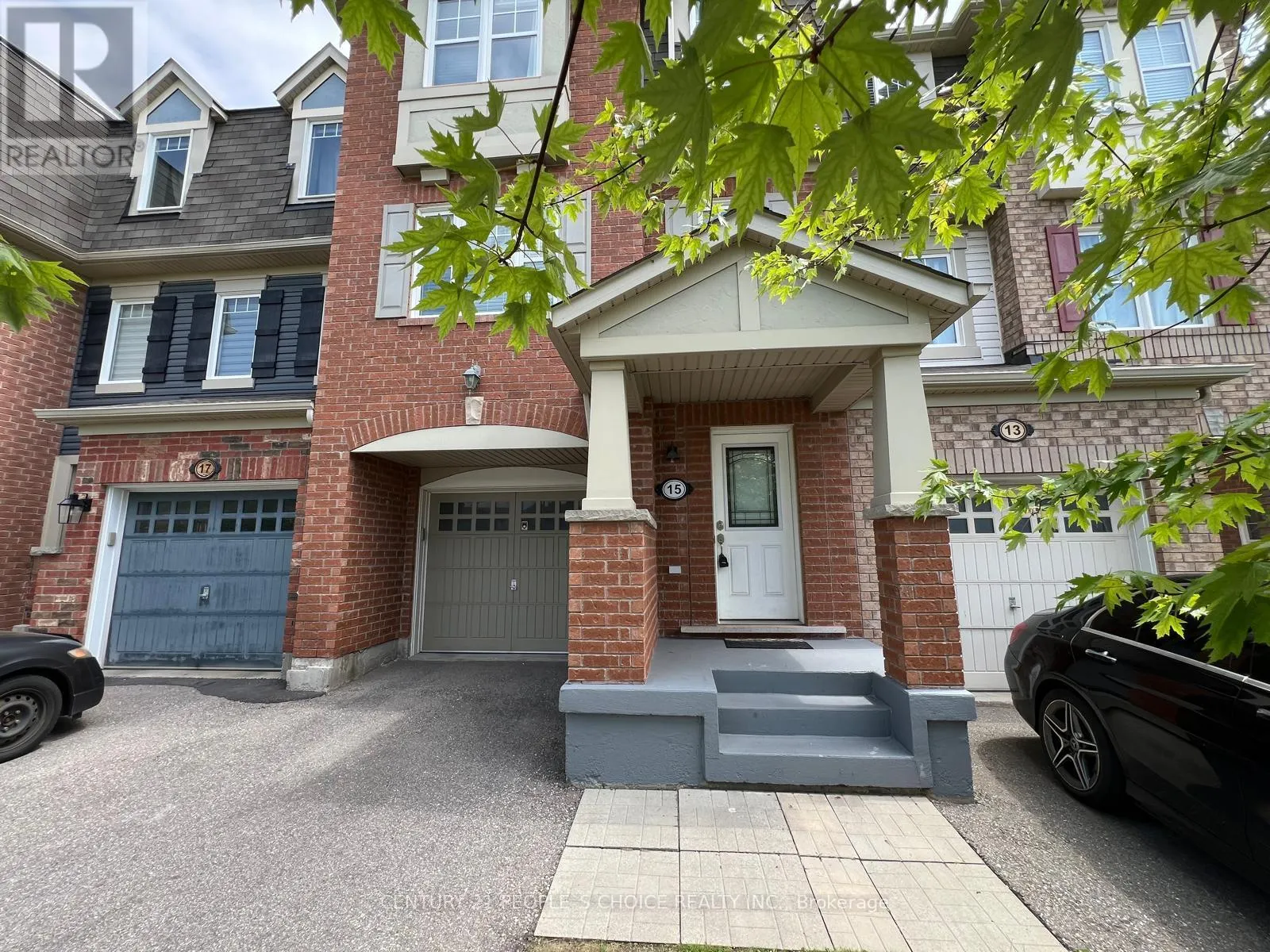 15 LANTERNLIGHT LANE