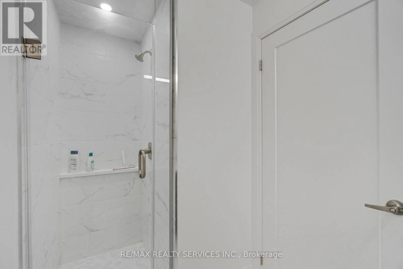 1302 - 500 BROCK AVENUE