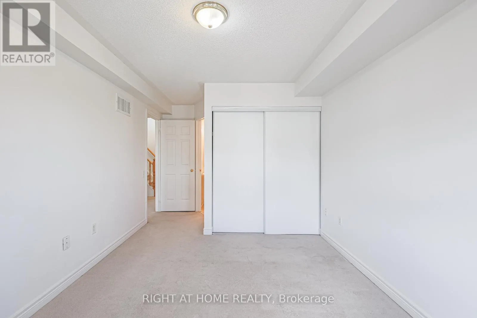 78 - 760 LAWRENCE AVENUE W