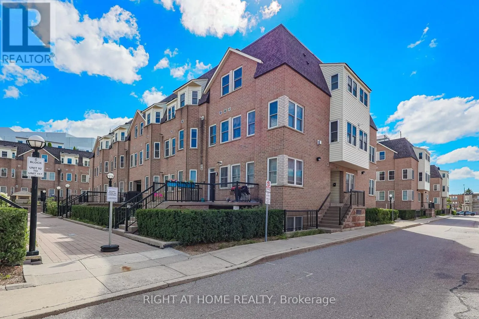 78 - 760 LAWRENCE AVENUE W