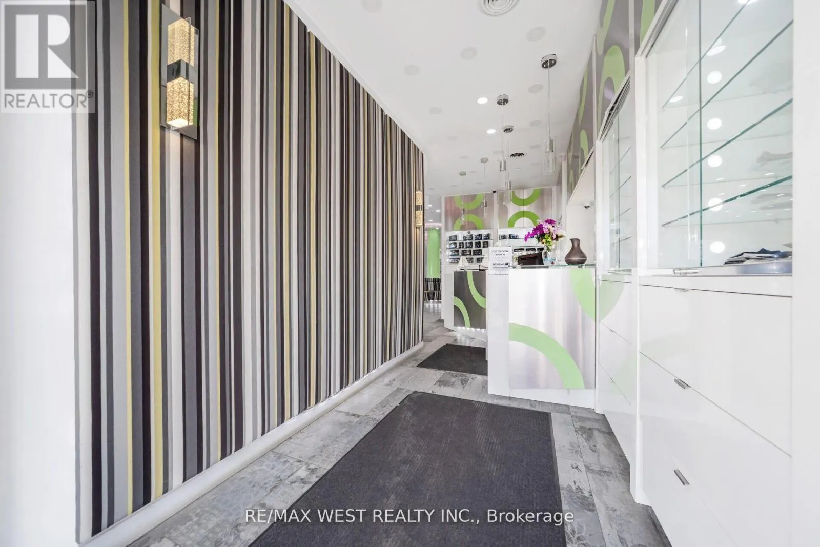 12 - 7990 KENNEDY ROAD