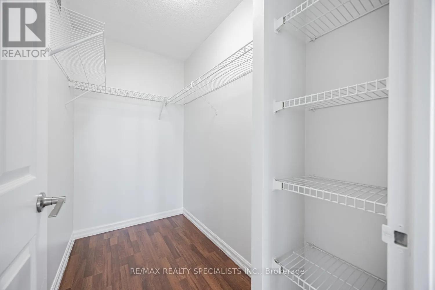 1405 - 285 ENFIELD PLACE