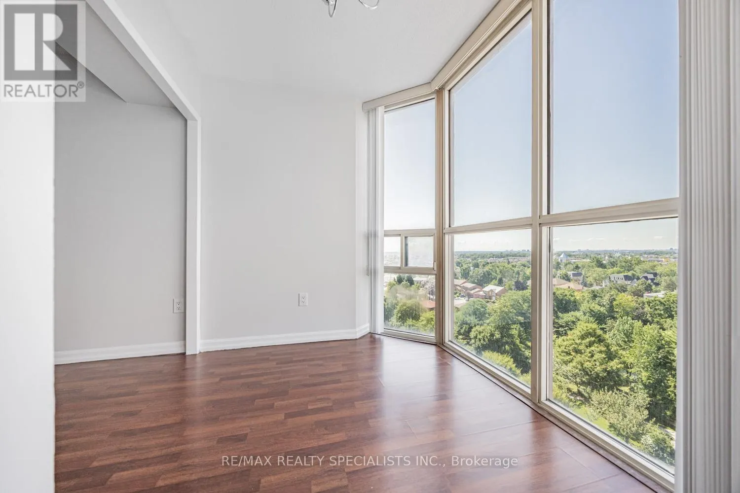 1405 - 285 ENFIELD PLACE