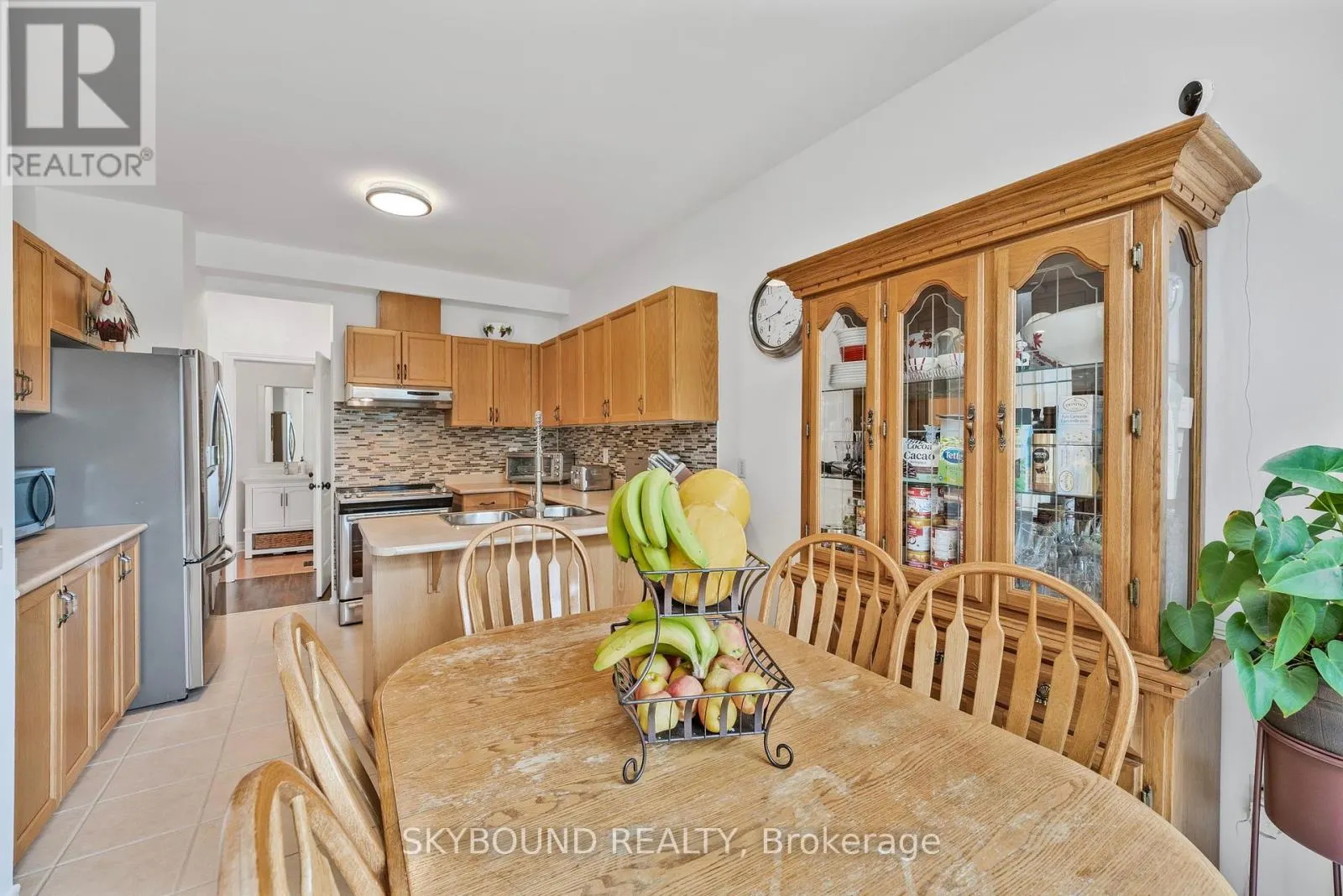 792 LEDBURY CRESCENT