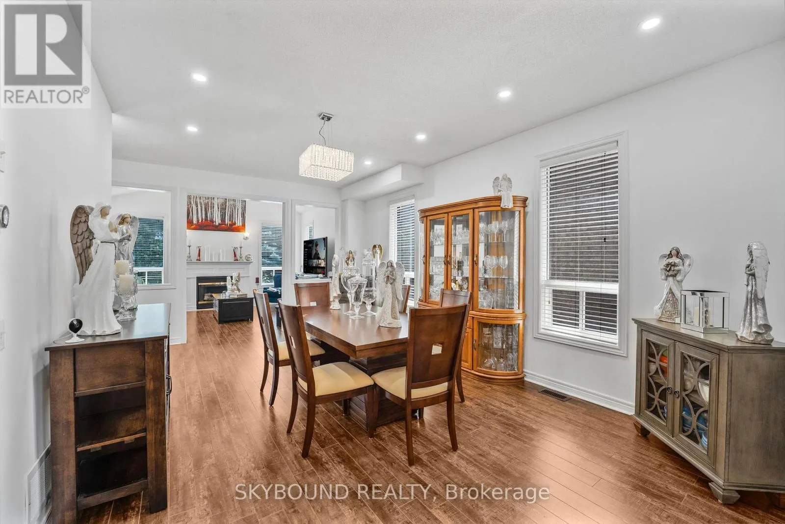 792 LEDBURY CRESCENT