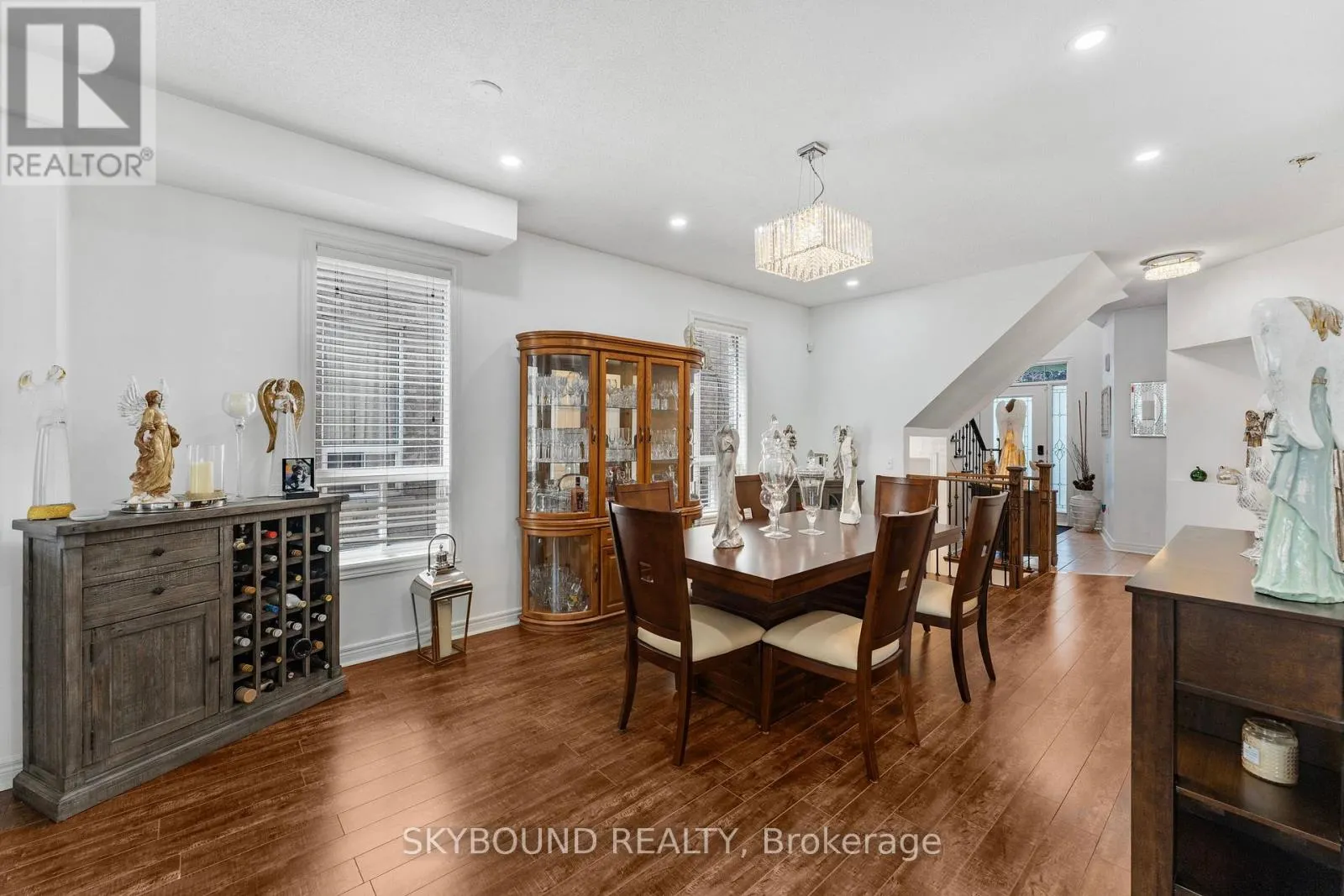 792 LEDBURY CRESCENT
