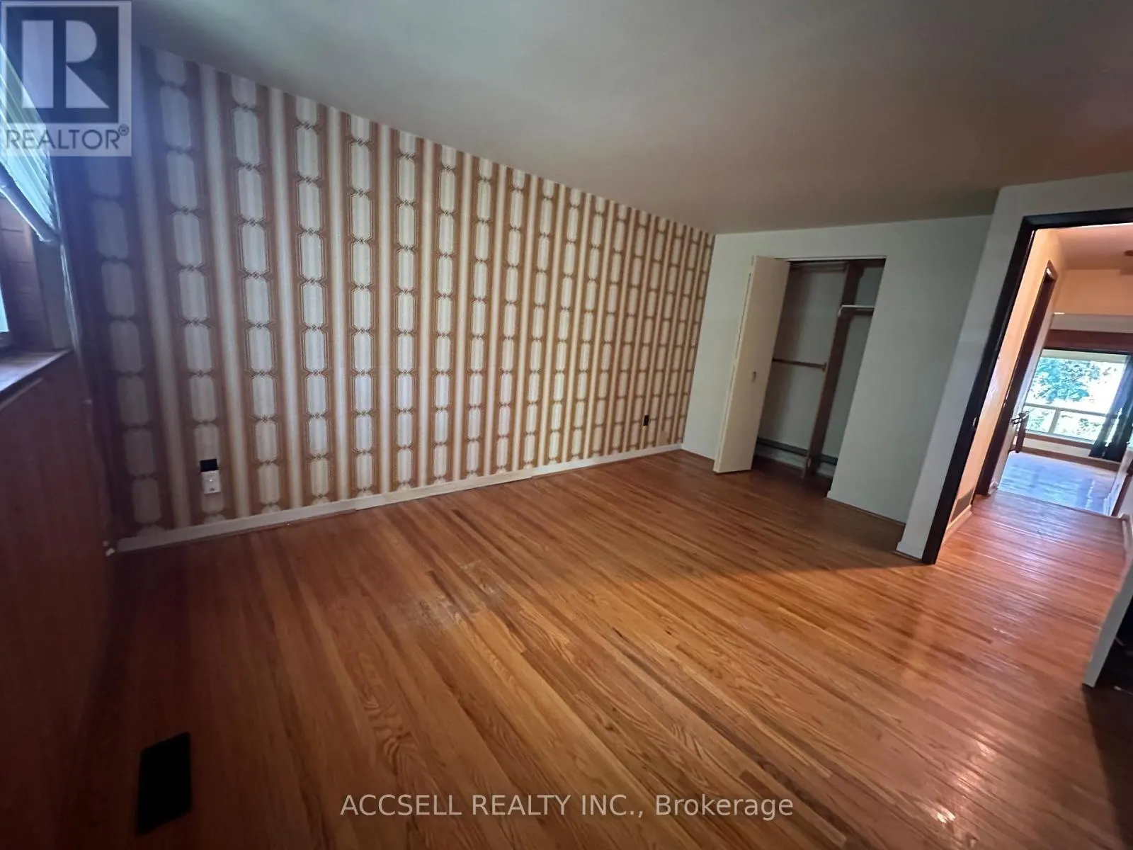 137 EARNSCLIFFE CIRCLE