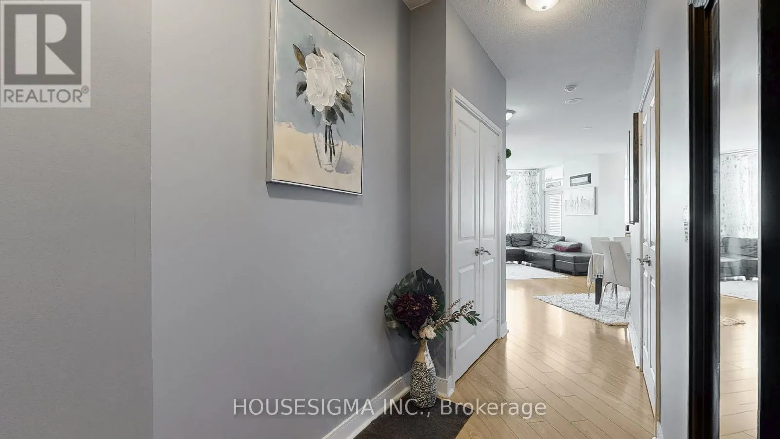 1303 - 80 ABSOLUTE AVENUE