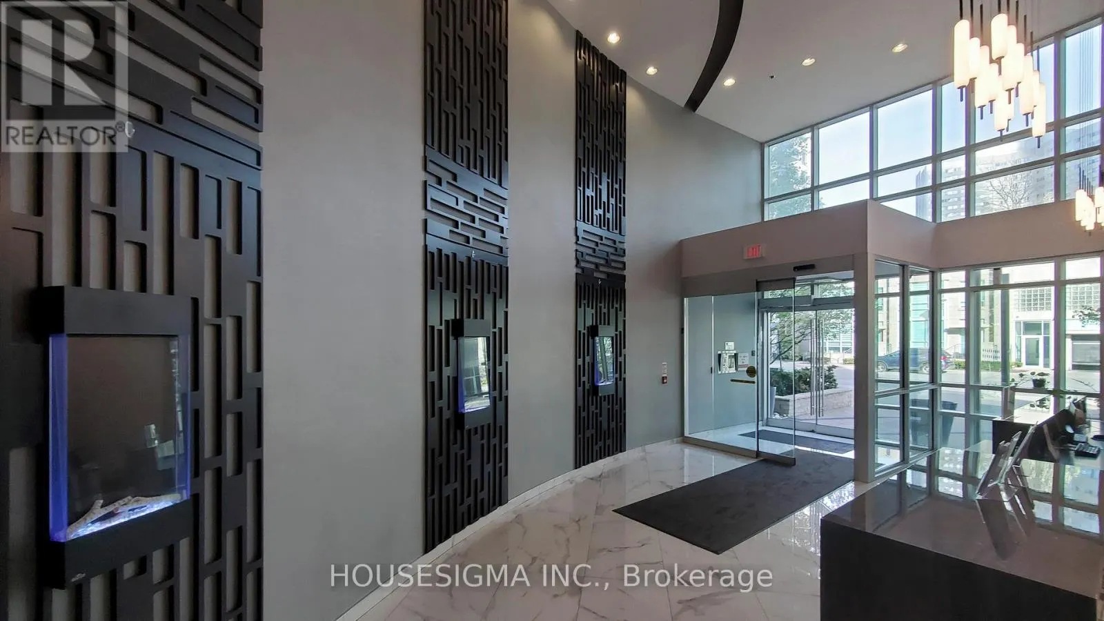 1303 - 80 ABSOLUTE AVENUE