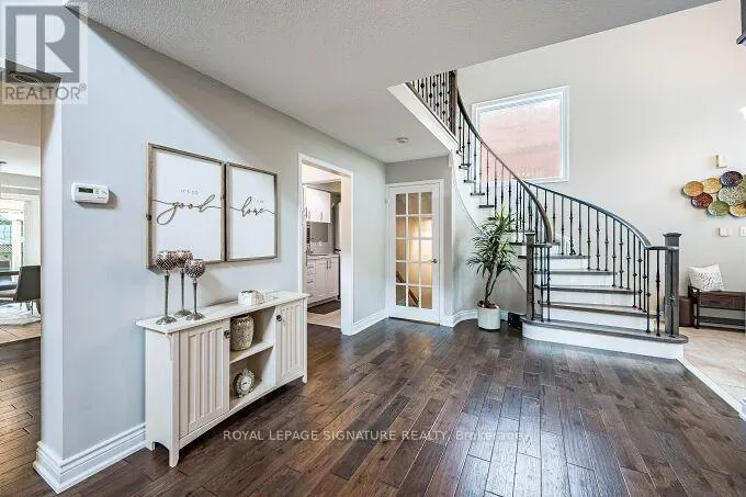 6874 LISGAR DRIVE