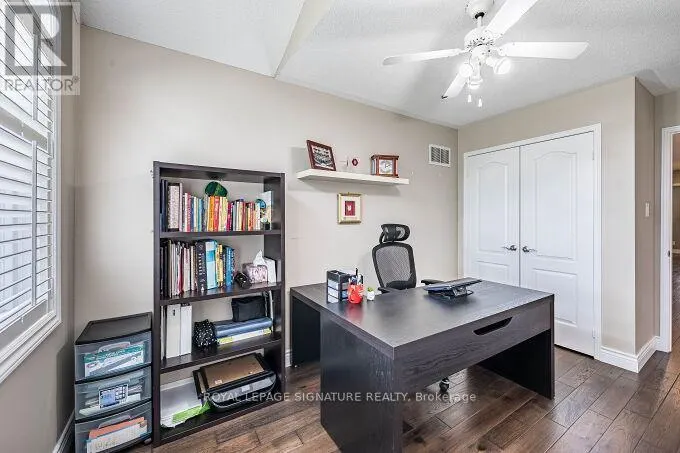 6874 LISGAR DRIVE