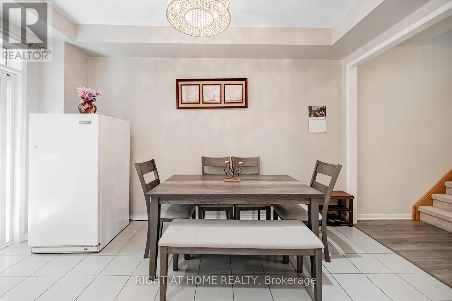 33 PROMENADE TRAIL
