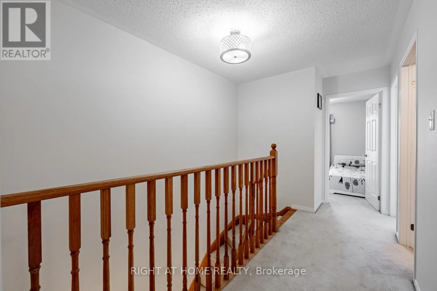 33 PROMENADE TRAIL
