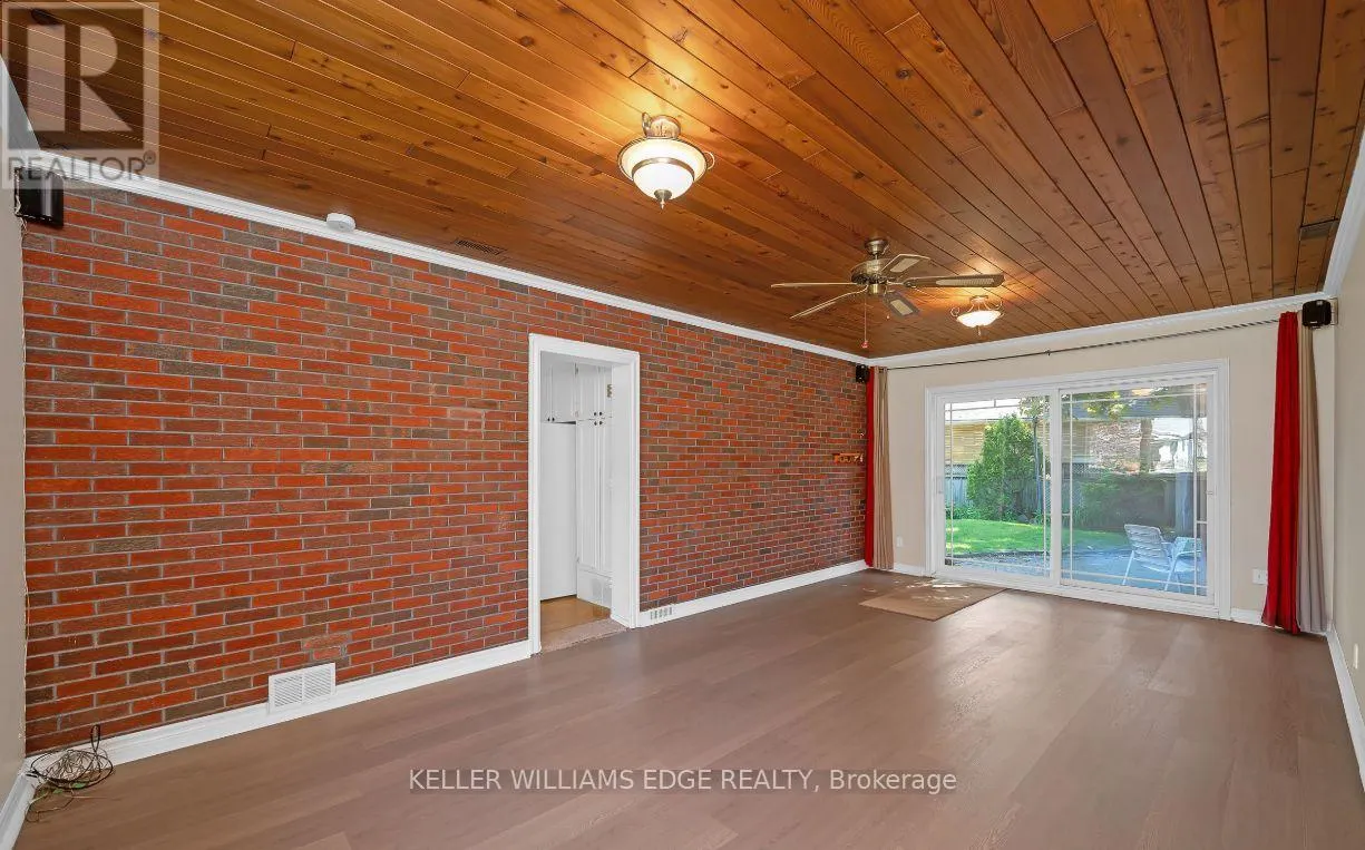 405 STRATHEDEN DRIVE