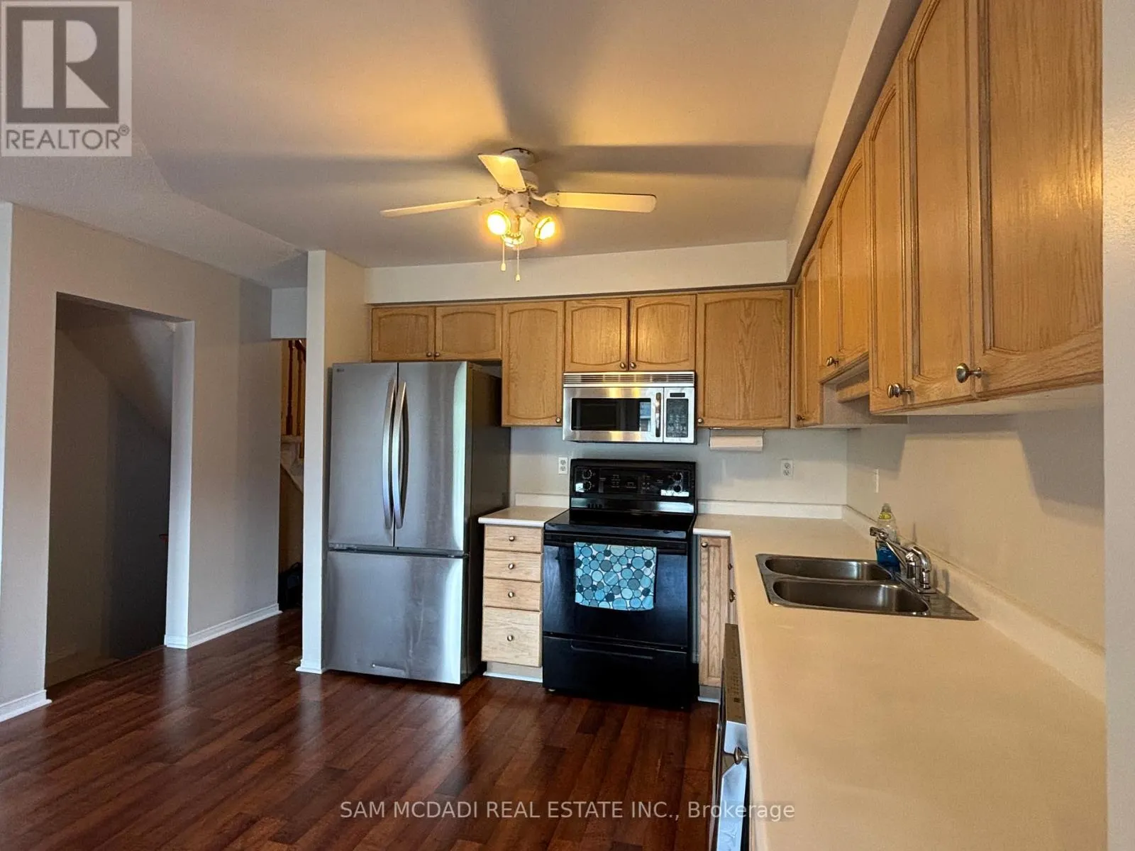 102 - 2945 THOMAS STREET