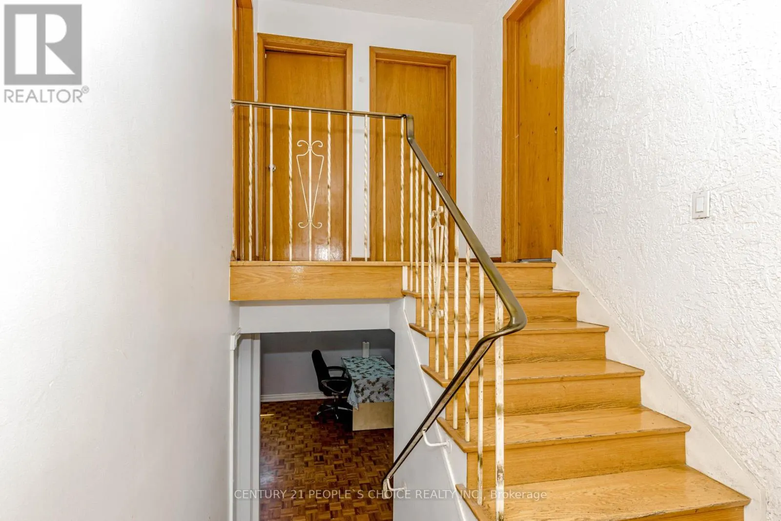 4104 BRANDON GATE