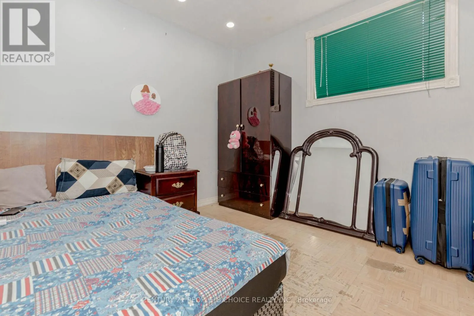 4104 BRANDON GATE