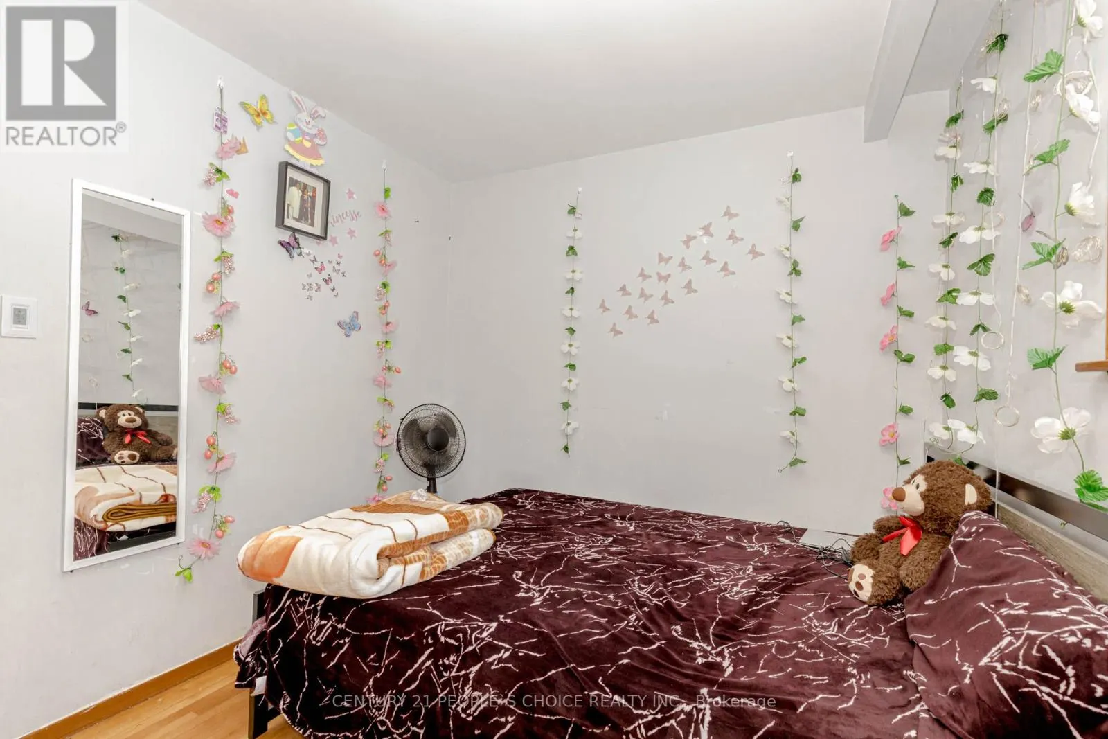 4104 BRANDON GATE
