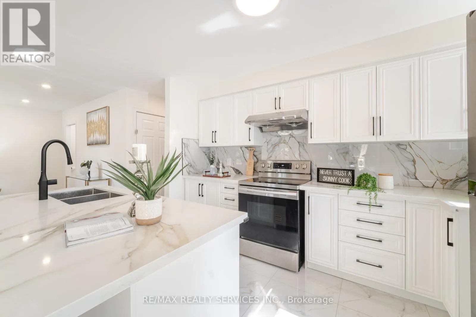 139 RUTHERFORD ROAD N