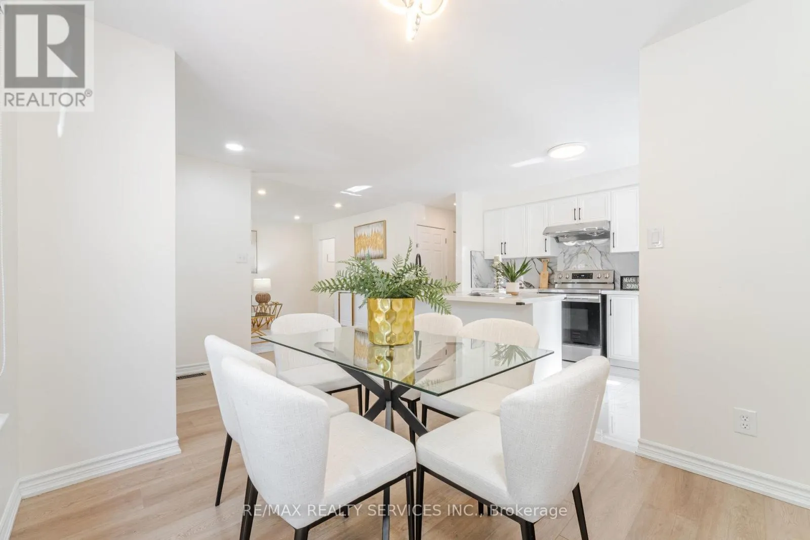 139 RUTHERFORD ROAD N