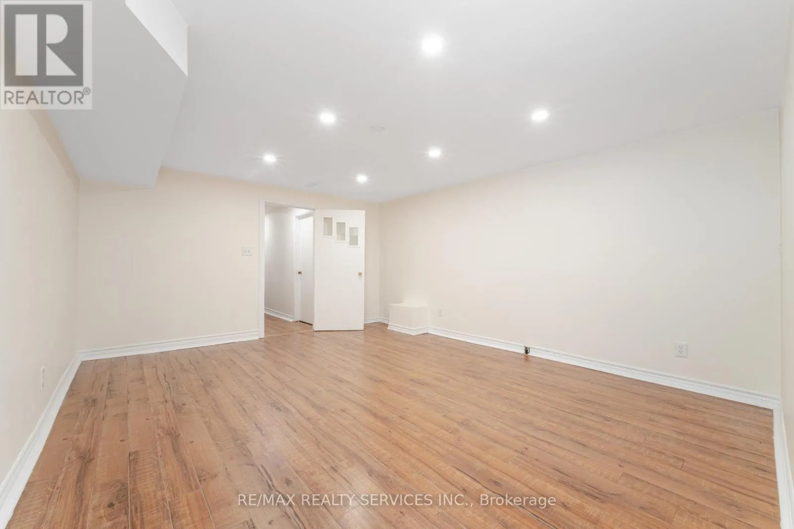 139 RUTHERFORD ROAD N