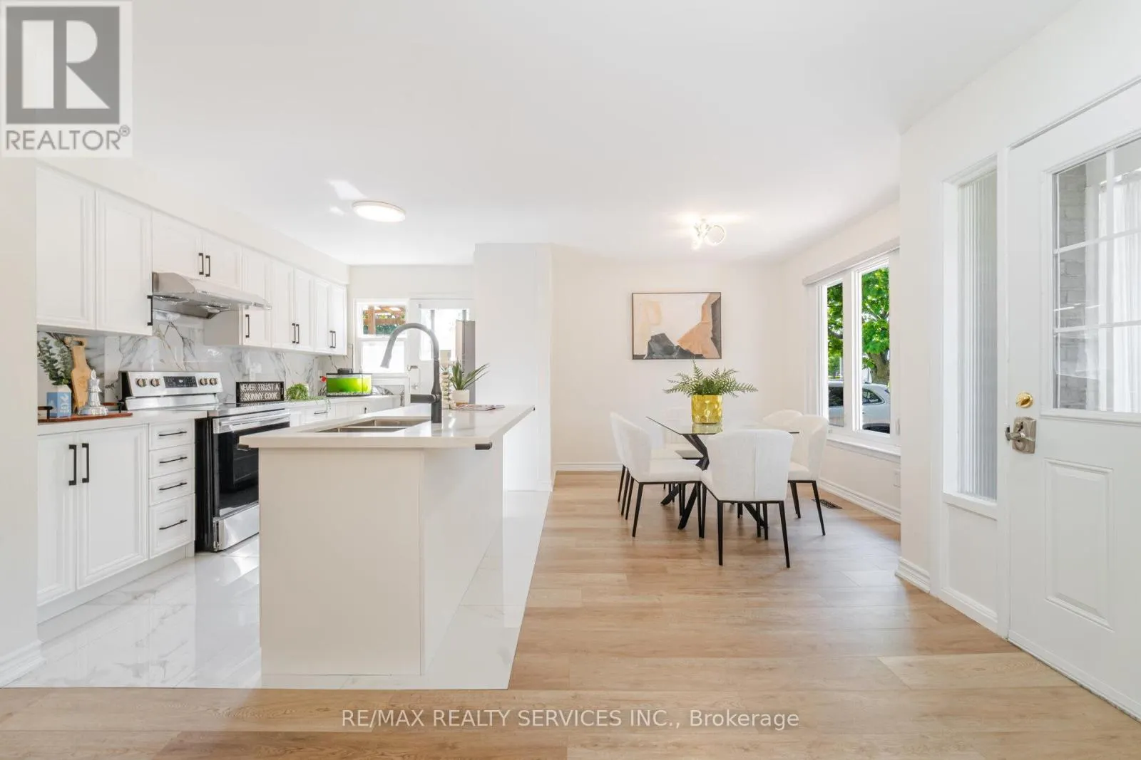 139 RUTHERFORD ROAD N