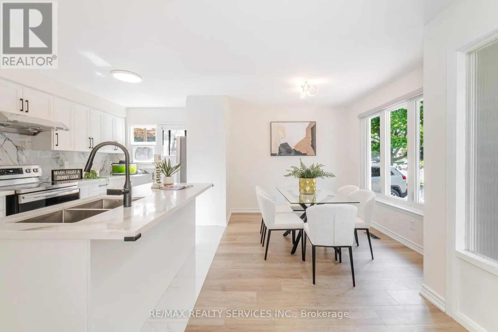 139 RUTHERFORD ROAD N