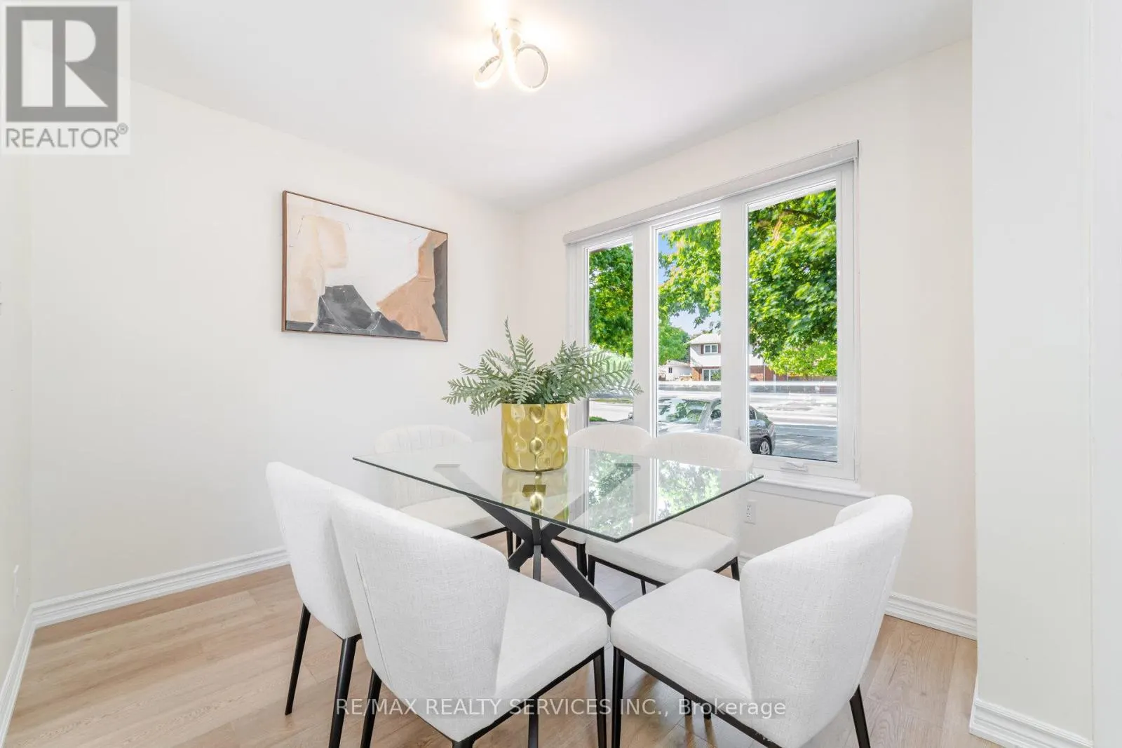 139 RUTHERFORD ROAD N