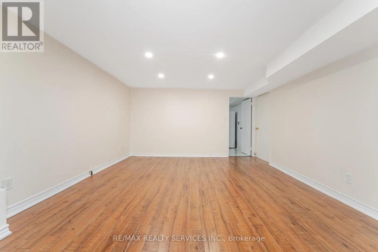 139 RUTHERFORD ROAD N