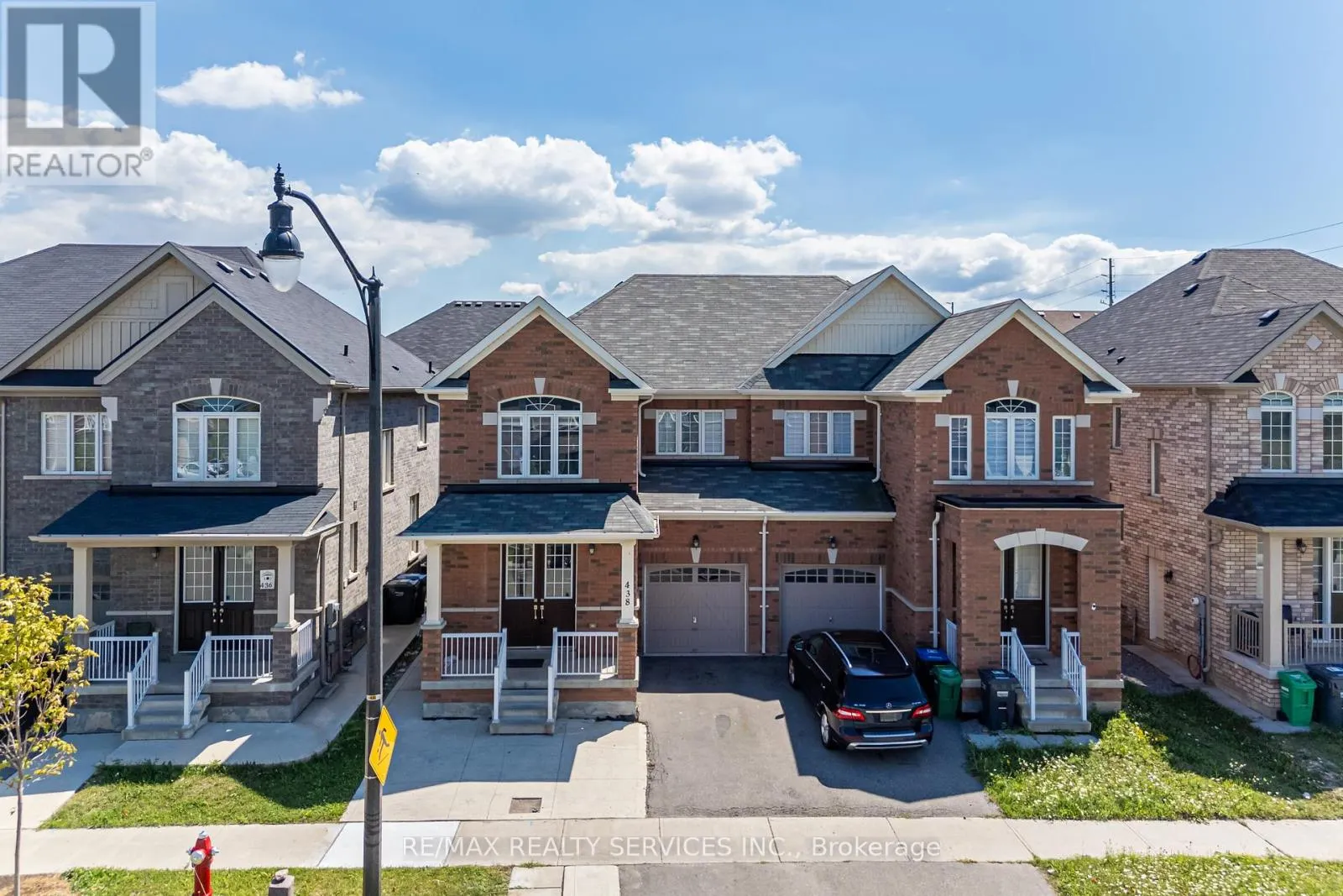 438 ROYAL WEST DRIVE