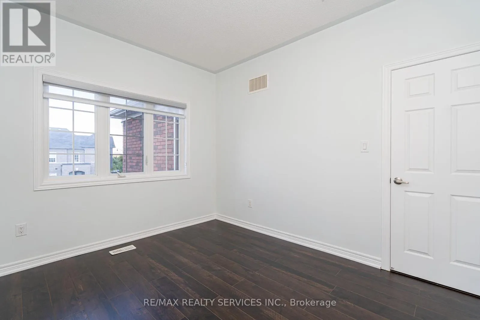438 ROYAL WEST DRIVE