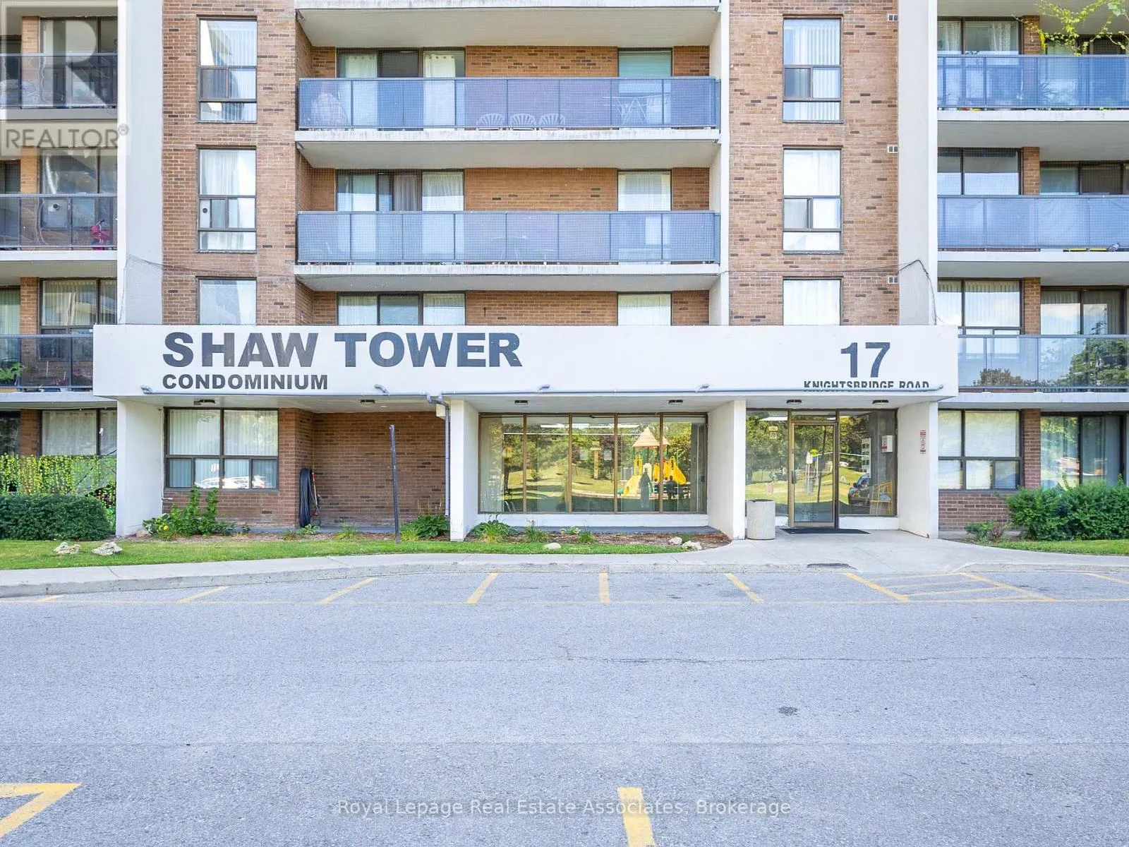1205 - 17 KNIGHTSBRIDGE ROAD
