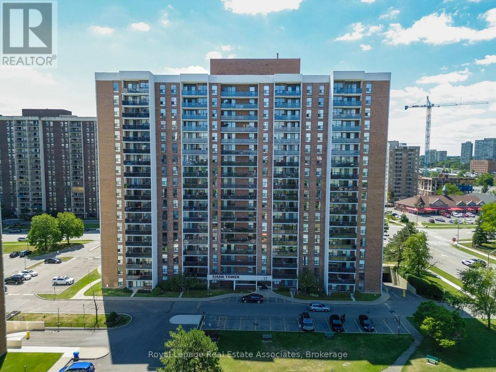 1205 - 17 KNIGHTSBRIDGE ROAD