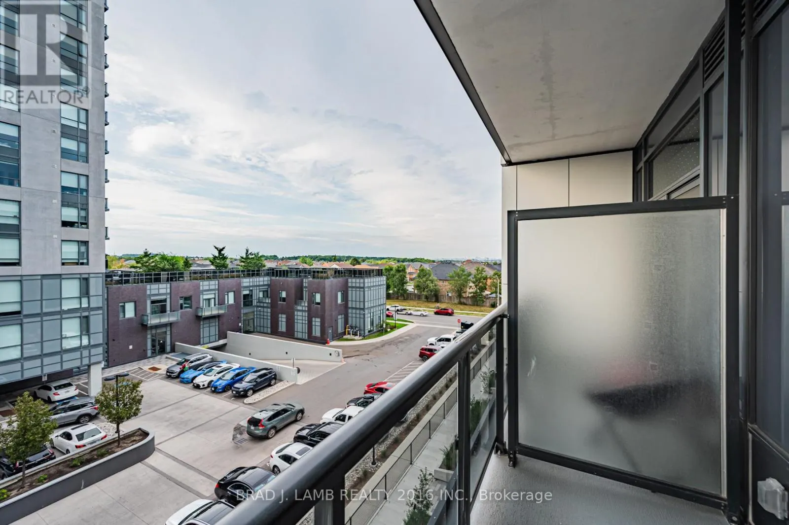 419 - 5105 HURONTARIO STREET