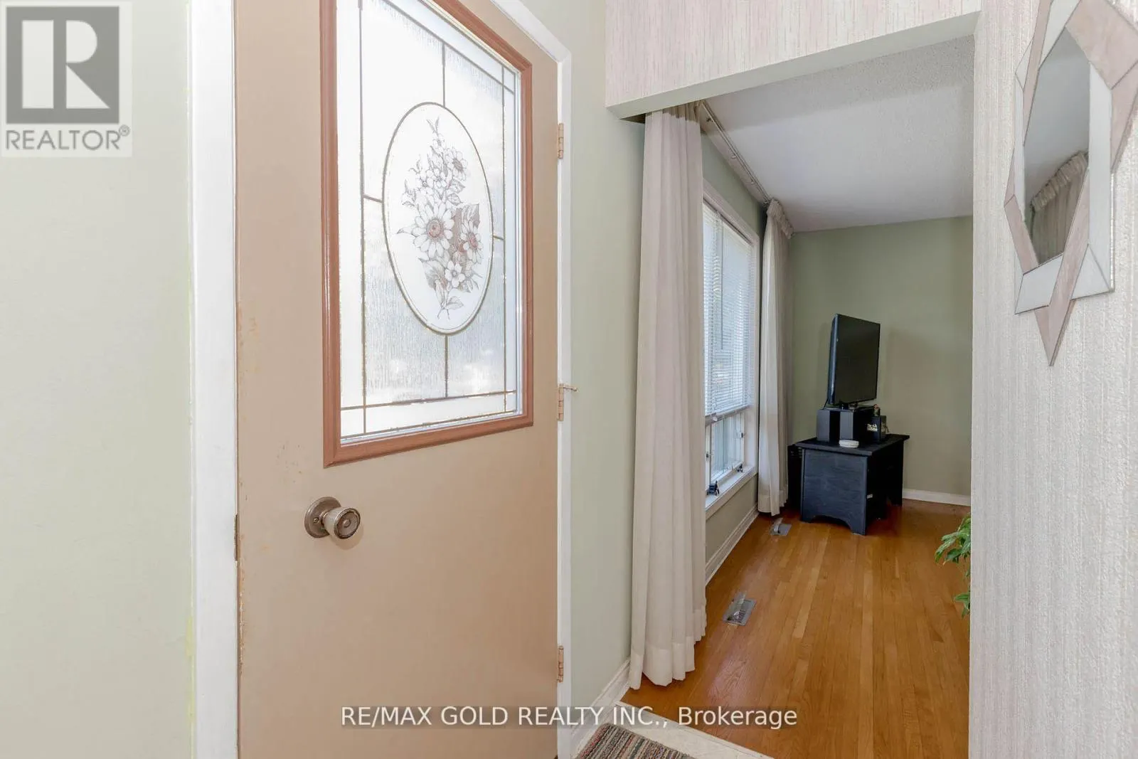 31 FALLINGDALE CRESCENT