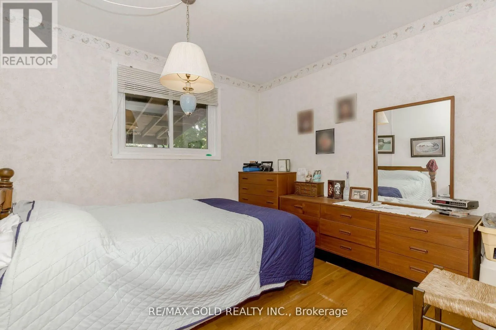 31 FALLINGDALE CRESCENT