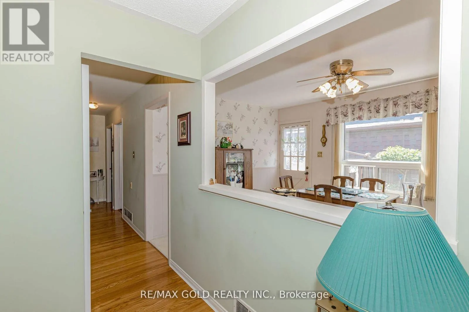 31 FALLINGDALE CRESCENT