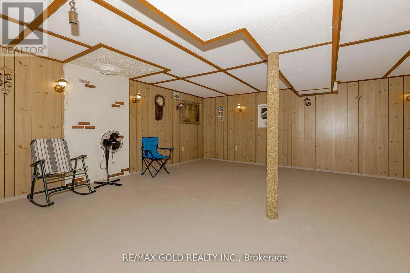 31 FALLINGDALE CRESCENT