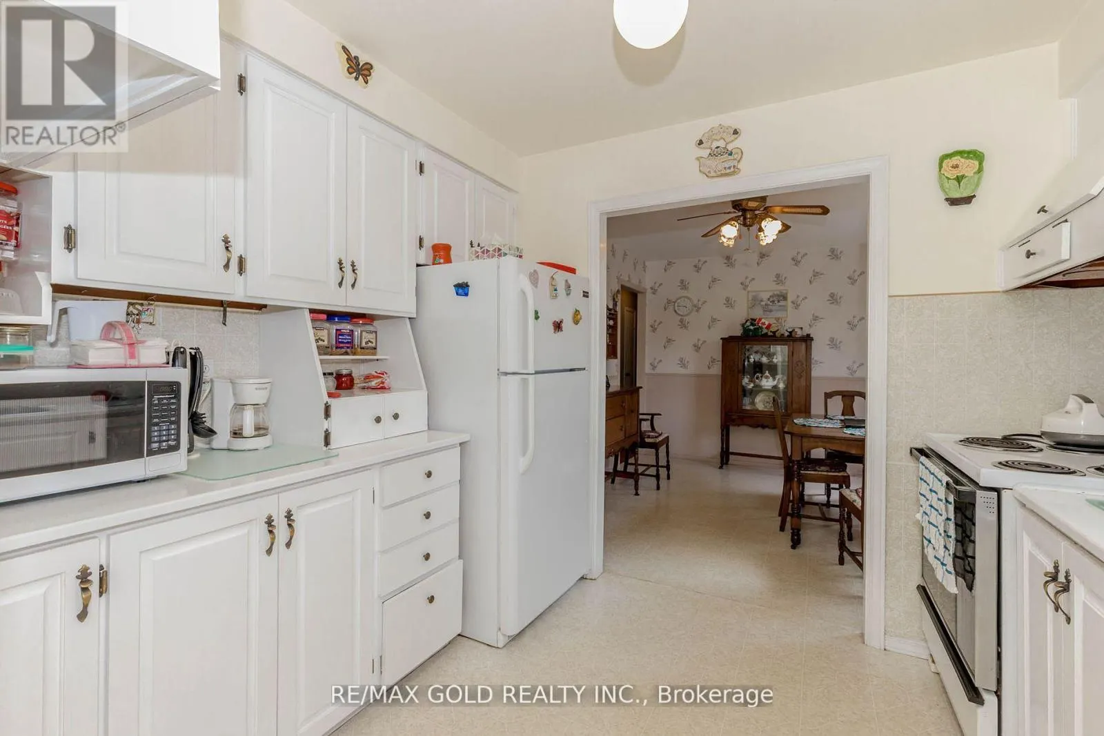 31 FALLINGDALE CRESCENT
