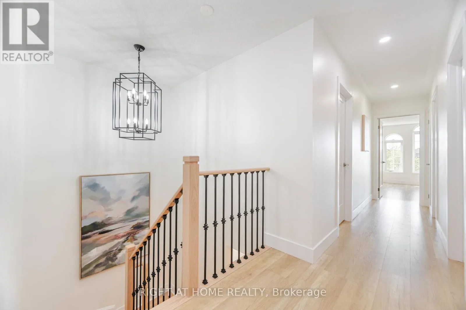 514 HUNTINGTON RIDGE DRIVE