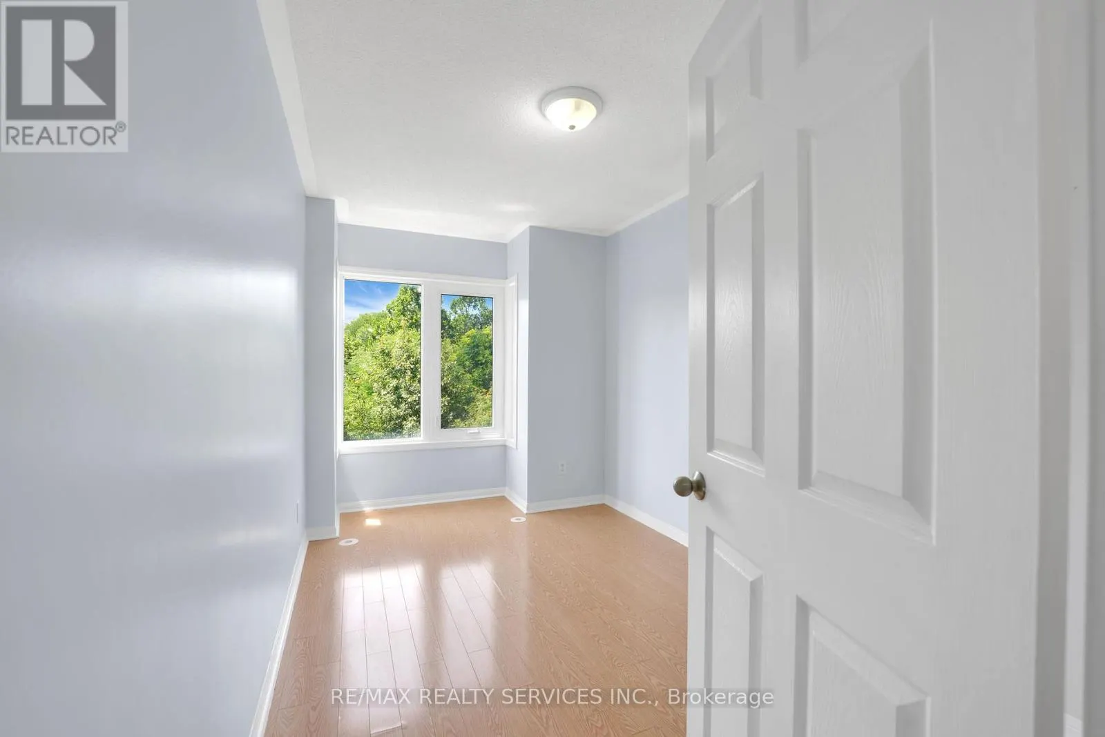 45 - 3059 FINCH AVENUE W