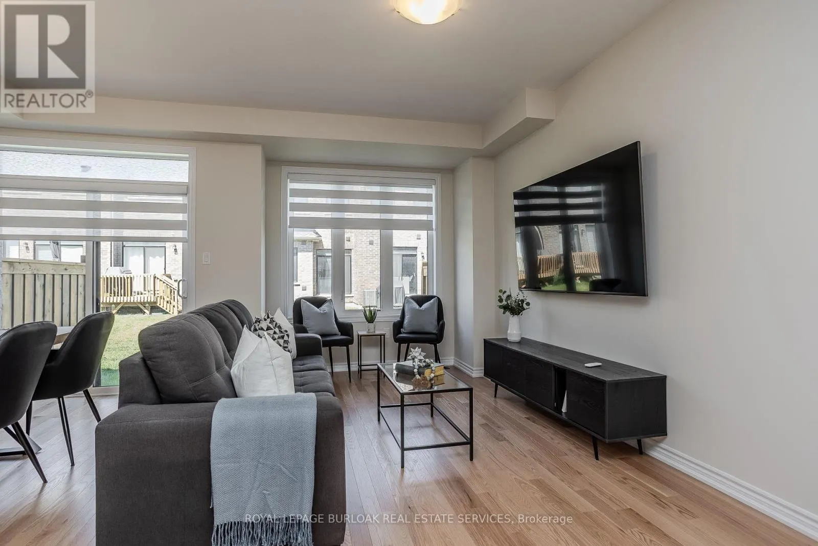1407 OAKMONT COMMON