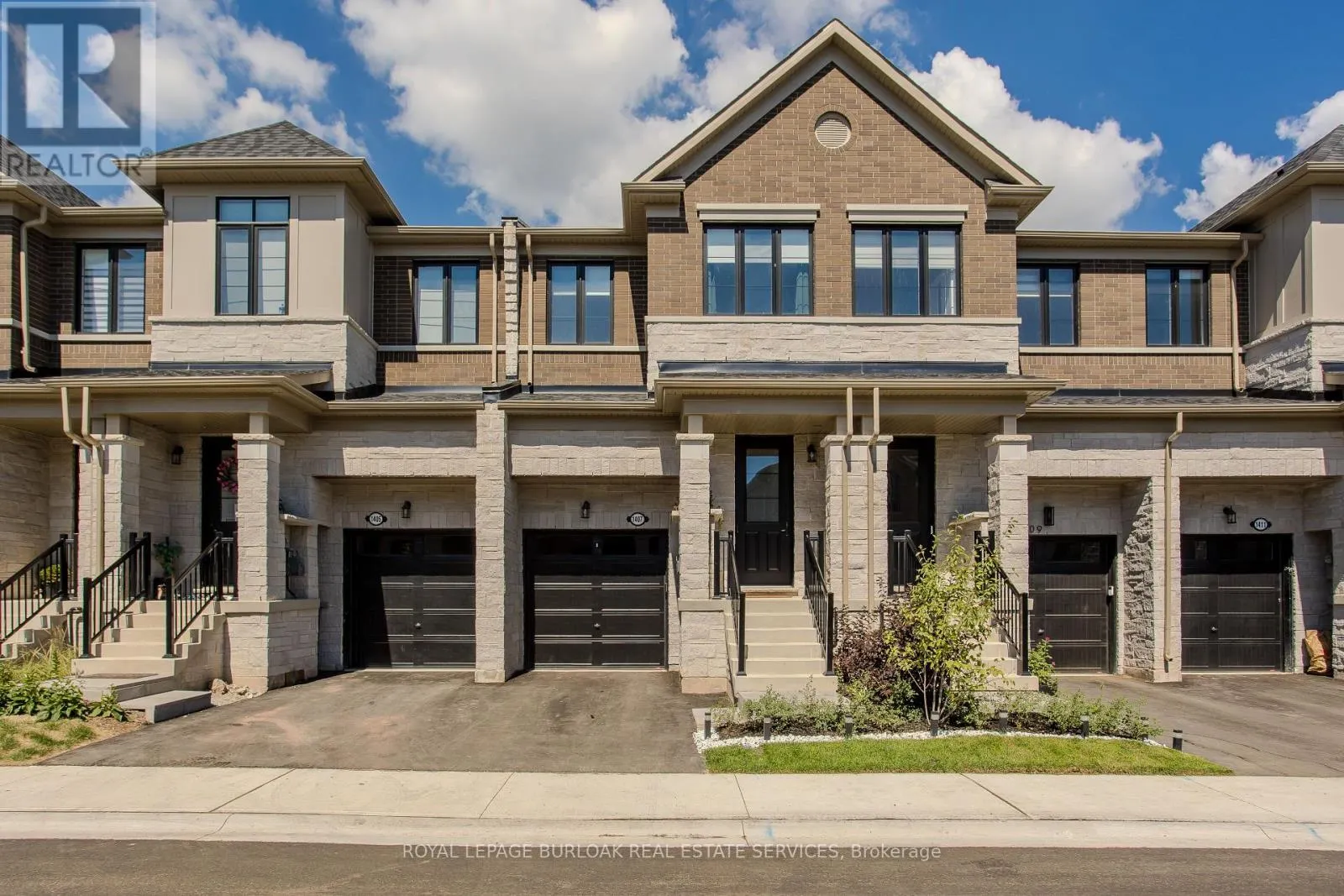 1407 OAKMONT COMMON